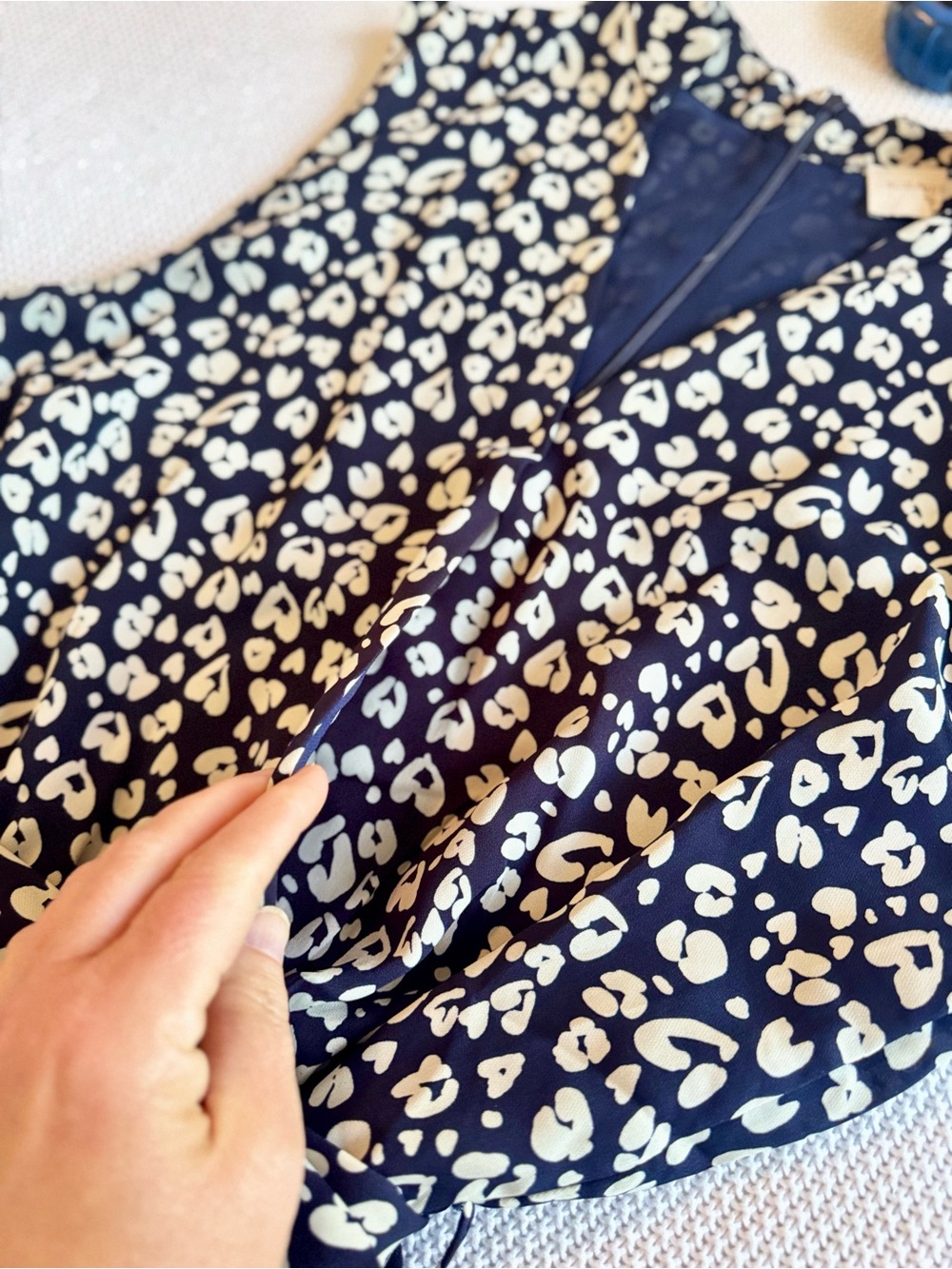 ELIZABETH CROSBY Sleeveless Navy Blue Floral Wrap-Style Dress w Self Tie - Picture 12 of 16